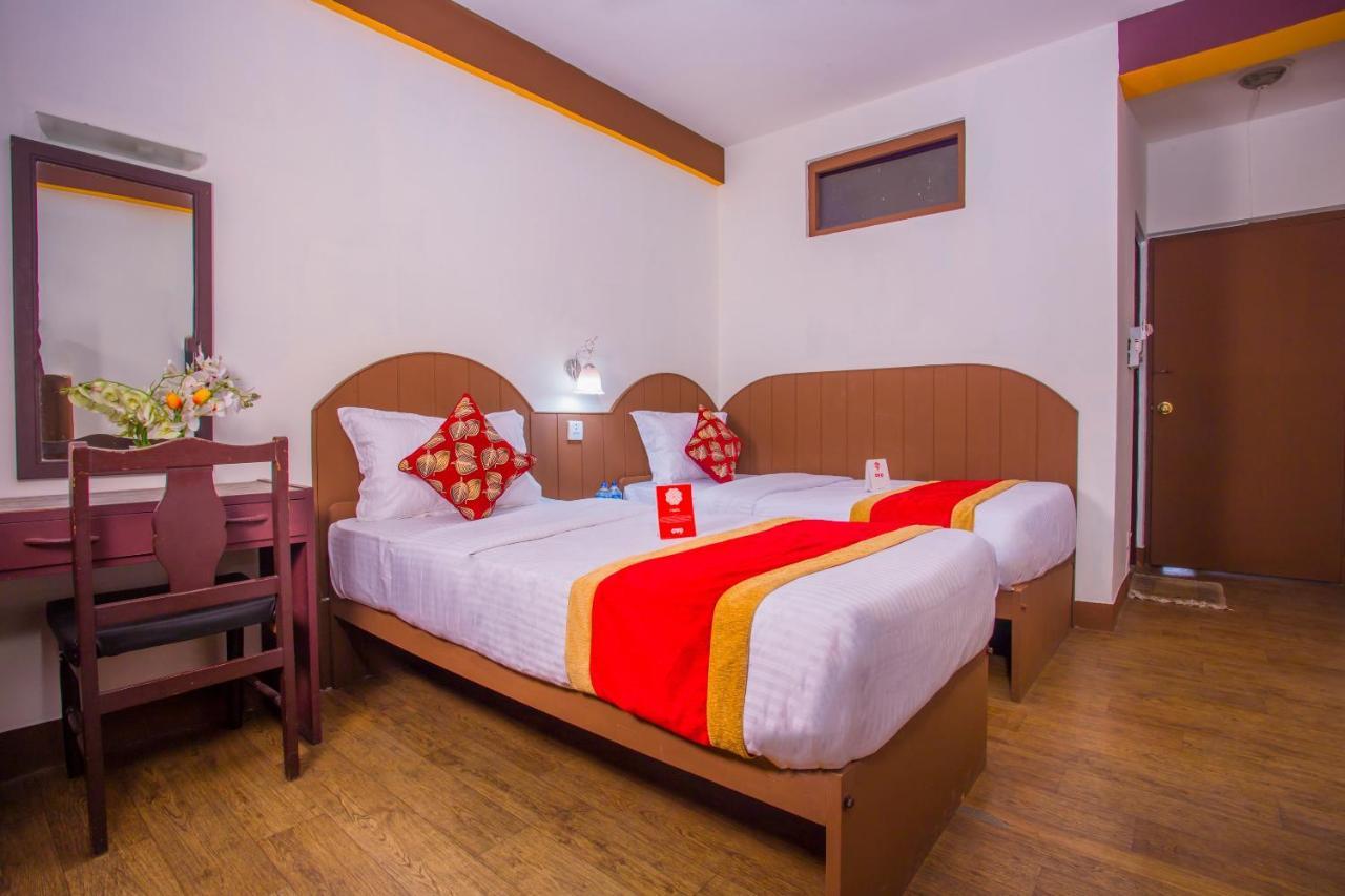Oyo 166 Kathmandu Tourist Home Zewnętrze zdjęcie
